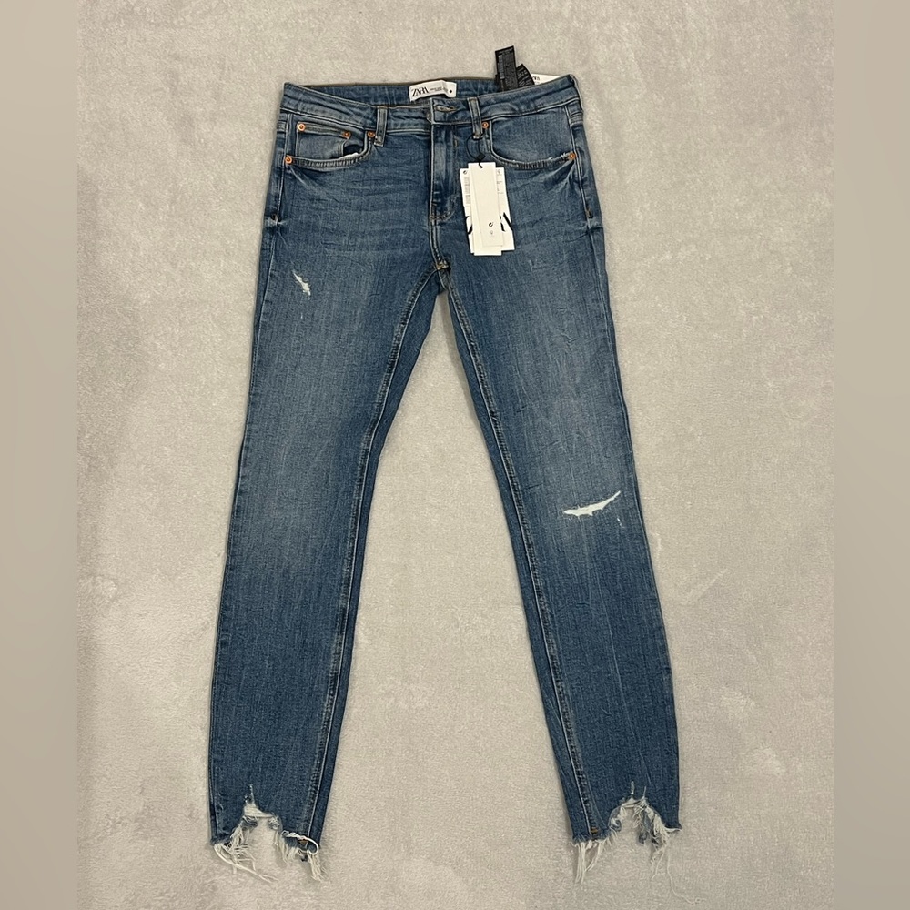 NWT Zara - The Mid-waist Skinny